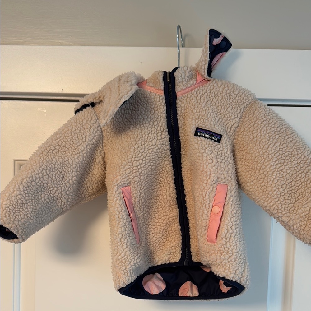Patagonia Beige and Pink Fleece Reversible Jacket
